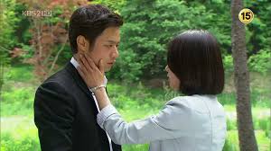 Living with her cunning and malicious stepmother, puan sri mawar, and her stepsister, puteri, a vile and hateful yet gullible person, medina has to endure endless verbal abuse and unjust treatment. Cinderella S Sister Episode 19 Dramabeans Korean Drama Recaps