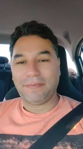 Porque se paran en una sola pata los flamencos?