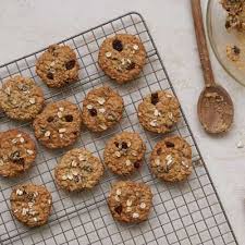 Panera Bread Oatmeal Raisin Cookies Recipe In 2020 Oatmeal Raisin Cookies Oatmeal Cookie Recipes Panera Oatmeal Cookie Recipe