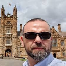 Leonardo Sáenz Iturriaga (@Saenziturriaga)