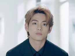 27.09.2021 · bts army, here we are to drive away your monday blues with some princely pictures of kim taehyung of bts. Bts Singer V Aka Taehyung S 2020 Un Speech Inspires His Stans To Donate For Unicef S Save The Children Fund Pinkvilla