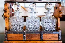 Both the decanter and the stopper are in excellent condition with no chips or crack. How Do You Clean A Cloudy Crystal Decanter
