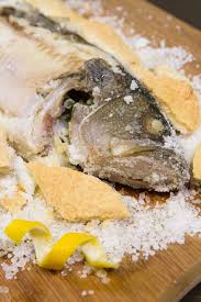Receta de pescado / receta para la cuaresma. Pescado A La Sal Receta Cocinar Pescado Pescado Pescado Al Horno