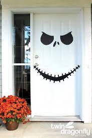 Tenemos todo listo para que puedas armar tu fiesta de among us. 25 Ideas De Decoracion De Halloween Para Tu Hogar 2021 Decoraciones Caseras De Halloween Decoracion Halloween Adornos Halloween