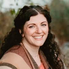 Lisa Fedor's Instagram, Twitter & Facebook