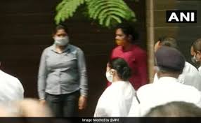 Politician mamata banerjee contact address details. Mamata Banerjee Visits Nephew Abhishek Banerjee Home Ahead Of Cbi Questioning His Wife In Coal Smuggling Case