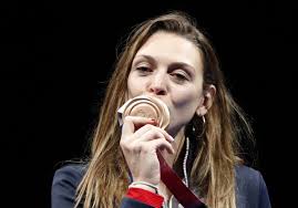 Première médaille pour la france aux jo 2018 ! Bdkr1fj2hskowm