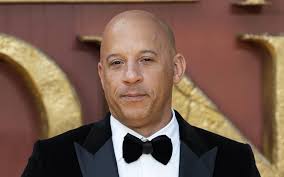 Mark sinclair (born july 18, 1967), known professionally as vin diesel, is an american actor and filmmaker.he is best known for playing dominic toretto in the fast & furious franchise. Vin Diesel Wird Fast Furious 10 In Zwei Teilen Erscheinen