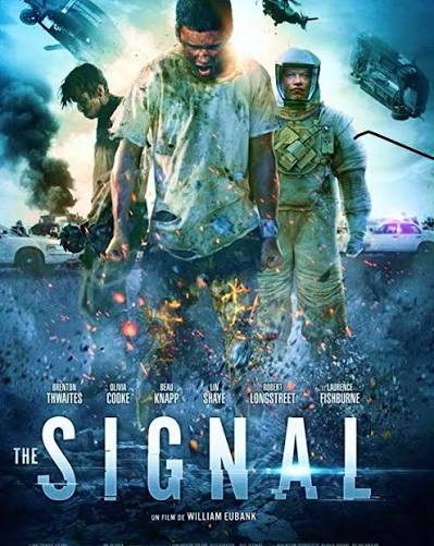 The Signal” comienza como una historia aparentemente simple… pero termina  convirtiéndose en una experiencia inquietante donde la realidad misma se  rompe. La trama sigue a tres jóvenes estudiantes que viajan por carretera