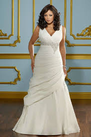 Who Says Plus Sized Brides Can T Wear A Mermaid Dress Description From Pinterest Com I Searched Plus Size Wedding Gowns Wedding Dresses Wedding Dress Styles