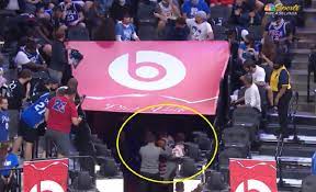 May 27, 2021 · the popcorn incident with westbrook came on the same night where fans in new york directed profane chants at atlanta guard trae young in madison square garden, just as they had in the series. Video Shows Fan Who Dumped Popcorn On Russell Westbrook