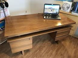 Finde deinen favoriten auf fashion for home. Stylischer Teak Schreibtisch Danish Design Mid Century In Munchen Landeshauptstadt Alte Kaserne Auf Kleinanzeigen De