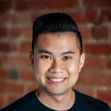 Darian Hendricks's Instagram, Twitter & Facebook