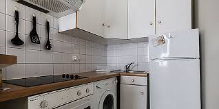 Location Appartement Meuble De 31 M2 Rue Coquilliere A Paris
