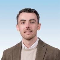 Jennifer Warhurst's Instagram, Twitter & Facebook