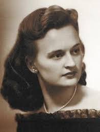 Louella Dean's Instagram, Twitter & Facebook