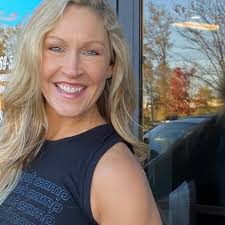 Fundraiser for Lindsay Cavicchi by Annalyssa Costello : Lindsay Cavicchi