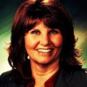 Regina Leach's Instagram, Twitter & Facebook