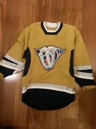 The nashville predators jersey and logos have both gone through many changes in the 13 years they have been a franchise. Nashville Predators Rare Vintage Alternate Mustard Yellow Koho Jersey Youth L Xl Ebay
