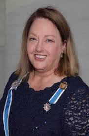 Sandy Snow's Instagram, Twitter & Facebook