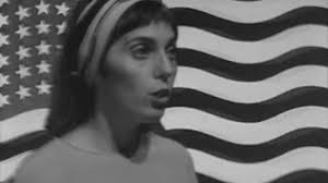 U.S. Girls enmascara de euforia disco su crítica al gasto militar de  Estados Unidos