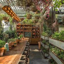 This Is The High Top In The Potting Shed It Can Seat Groups Of Up To 22 People Thegrounds Jardin D Hiver Jardin Interieur Jardins