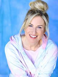 Nancy Walters's Instagram, Twitter & Facebook