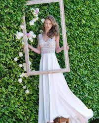 Maybe you would like to learn more about one of these? Ein Boho Chic Brautkleid Ist In Unserer Kollektion Etwas Ganz Besonderes