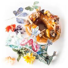 Brioche Imperiale Nicolas Bernarde Patissier Et Chocolatier Meilleur Ouvrier De France A La Garenne Pres De La Defense Paris En 2020 Brioche Fruits Confits Chocolatiere