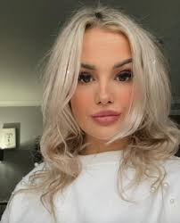 Young mum, 22, mysteriously dies just days after Christmas