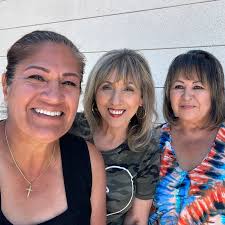 Loved catching up with my girls @linda.avila.12 & @squarej13 today. I  haven't done this in a while. It was so great to catch up & talk about our  journey in life since