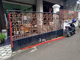 Selain itu pagar besi hollow seperti ini juga hanya tersedia dalam beberapa warna saja seperti doff atau polos yang tentunya membuat mata lebih tenang dibandingkan dengan. Cara Hitung Estimasi Biaya Pembuatan Pagar Rumah Bengkel Las Bogor