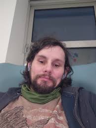 Hospital selfie. Few with any luck i will get the op i desperately need to  revise the ileostomy. Ive lost so much weight its a joke. Fingers crossed.