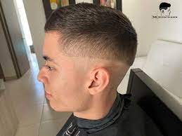 Consta de un degradado medio con un corte cónico este es un resumen de todos los tipos de corte de pelo degradado para hombre que existen, además una de las ventajas de ellos es que podemos. Como Hacer Un Mid Fade Para Principiante 2020 Paso A Paso