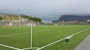 Vi er utrolig stolte av hva vi har fått til og takker alle som har jobbet og vært med slik at vi. Henningsvaer Stadion Stadion In Henningsvaer
