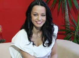 Entrepreneur, tv personality, holistic counselor & coach, book author, healthy living promotor, motivational speaker, ngo activist youtu.be/dxno9gx9azw. Andreea Raicu Nu Isi Arata Varsta La 34 De Ani Afla Ce Regim Urmeaza Vedeta Adpm