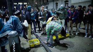 The eagles going and winning next super bowl. Watch Eagles Fans Storm Streets Wreck Philadelphia After Super Bowl Win Thescore Com