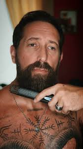 The Beard Struggle Leather War Bag unboxing/review