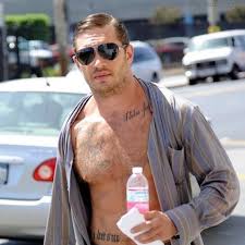 Alba Adli Kullanicinin Tom Hardy Panosundaki Pin