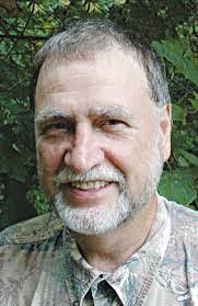 Robert Enderle's Instagram, Twitter & Facebook