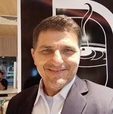 Filme 🍿: Som da Esperança Sinopse: Inspirado em uma história real, Som da  Esperança