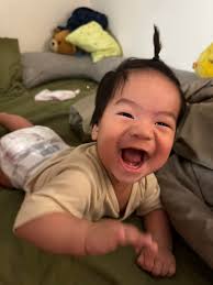 Hi! I'm new to this group. I recently joined because I have a 6 mont old  baby who just started solids...