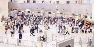 مصريون في الكويت متى يعود مطار الكويت للعمل بشكل كامل واستقبال القادمين للبلاد الهاشمي يجيب