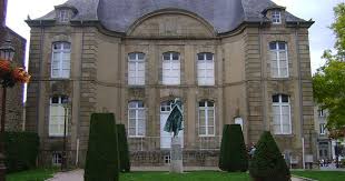 Ancien Hotel De La Belinaye A Fougeres En 2020 Hotel Fougeres France Ille Et Vilaine