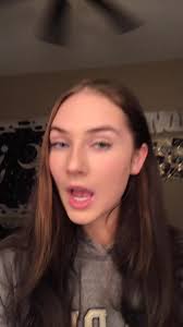 don’t mind my laundry in the back #DialItForward #ImJealous  #collegethursdays #foryou