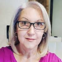 Sandra Eslinger's Instagram, Twitter & Facebook