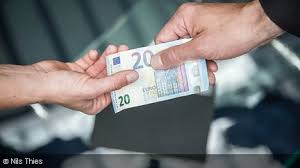 The fund invests a minimum of 70% of its assets in islamic deposits with the balanced invested in islamic investment accounts and. Cash Management Deutsche Bundesbank