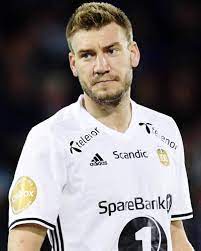 Born 16 january 1988) is a danish footballer who plays as a forward for tårnby ff's m+32 team. Nicklas Bendtner