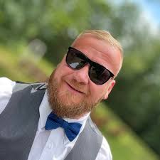 Darrell Neal (@darrell.neal.18) • Facebook