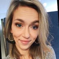 Amanda Rucker's Instagram, Twitter & Facebook